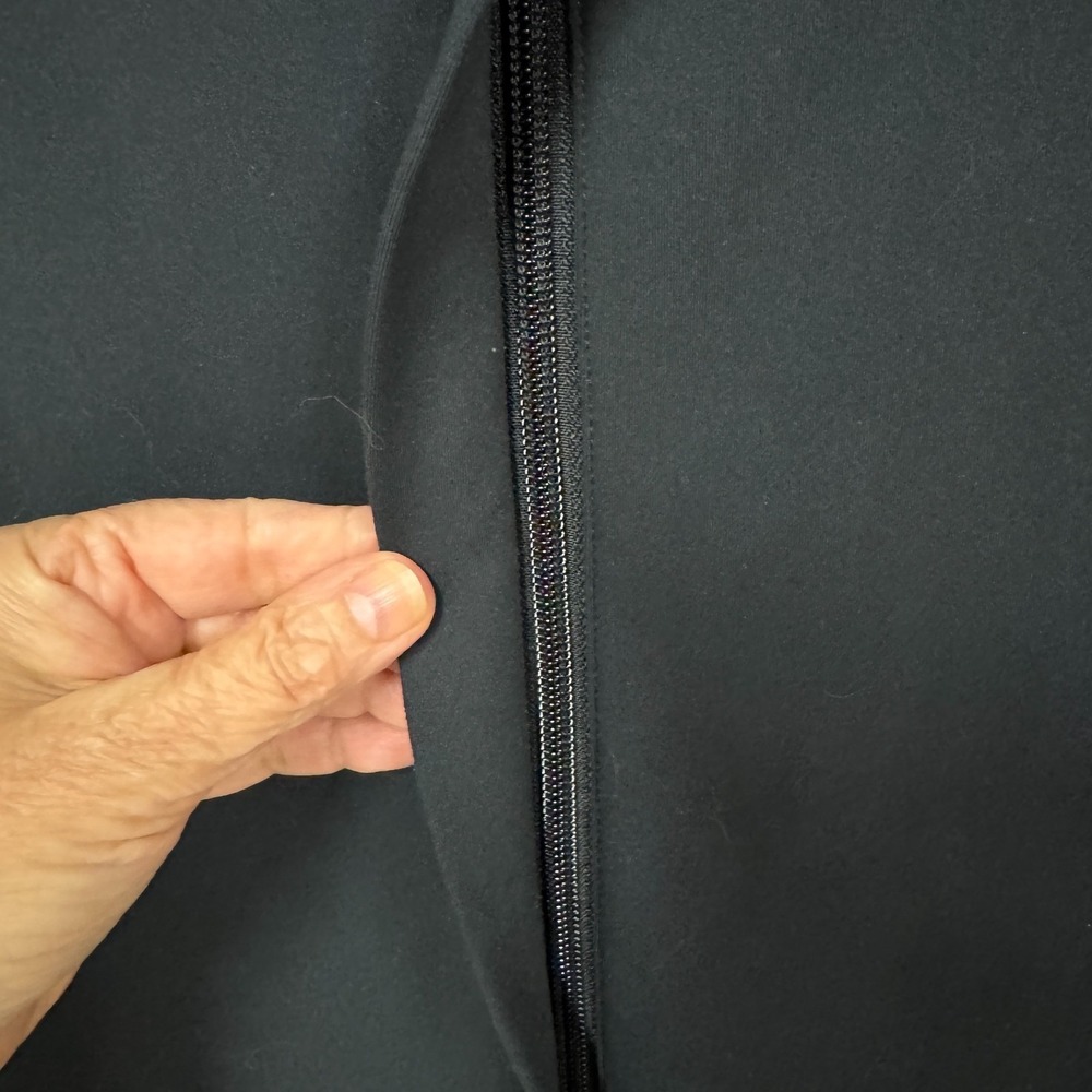 Peter Millar Black Women's Golf Jacket, Size Large, Full Zip "Go Anywhere" - Picture 9 of 16